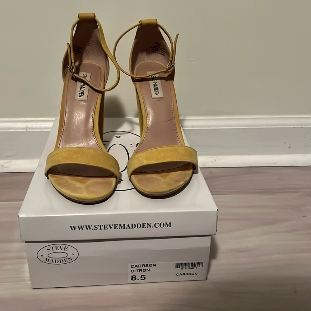 Steve Madden yellow block heel